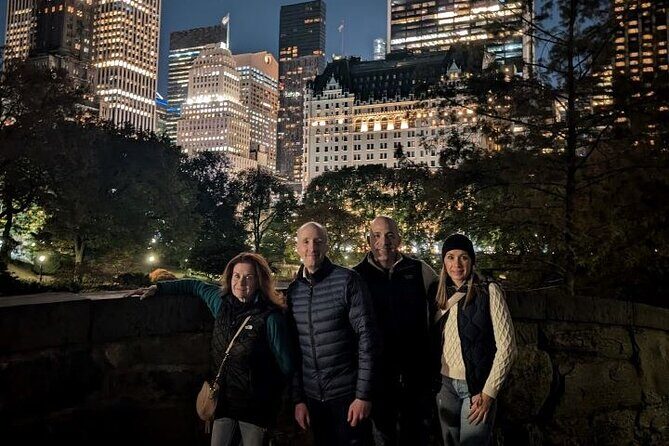 Central Park After Dark Tour with Complimentary Photo Album - What to expect from your guide (and why that changes the tour)