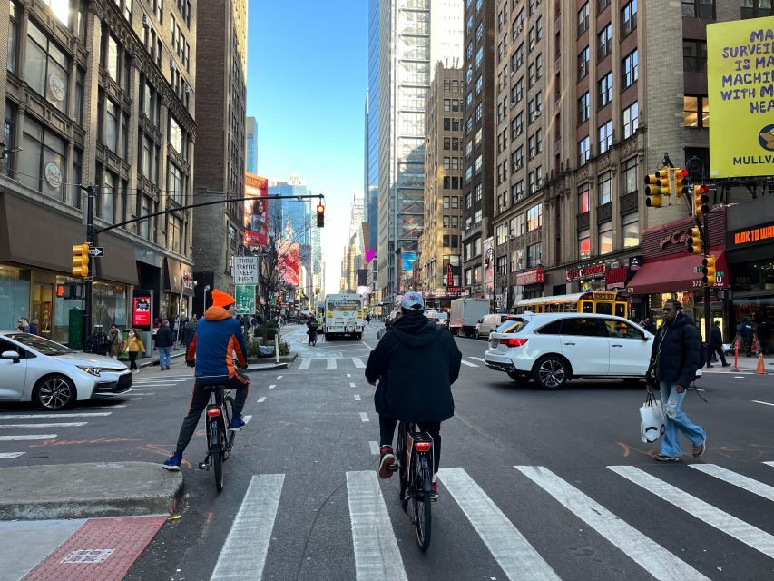 Central Park Bike Tour with Authentic Dutch Bikes or Ebikes! - Included extras that reduce friction on the day