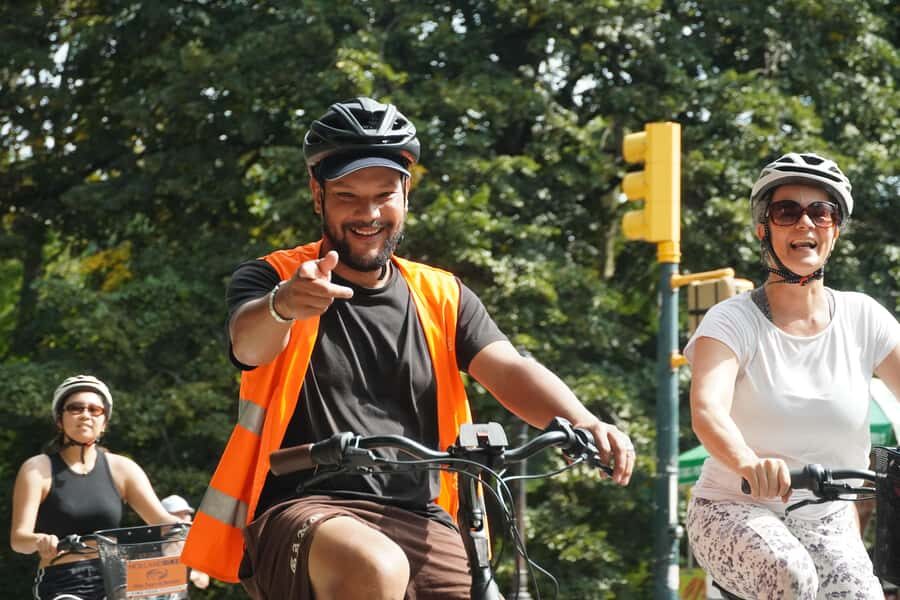 Central Park Bike Tour with Authentic Dutch Bikes or Ebikes! - Price and value: why $68 can be fair here