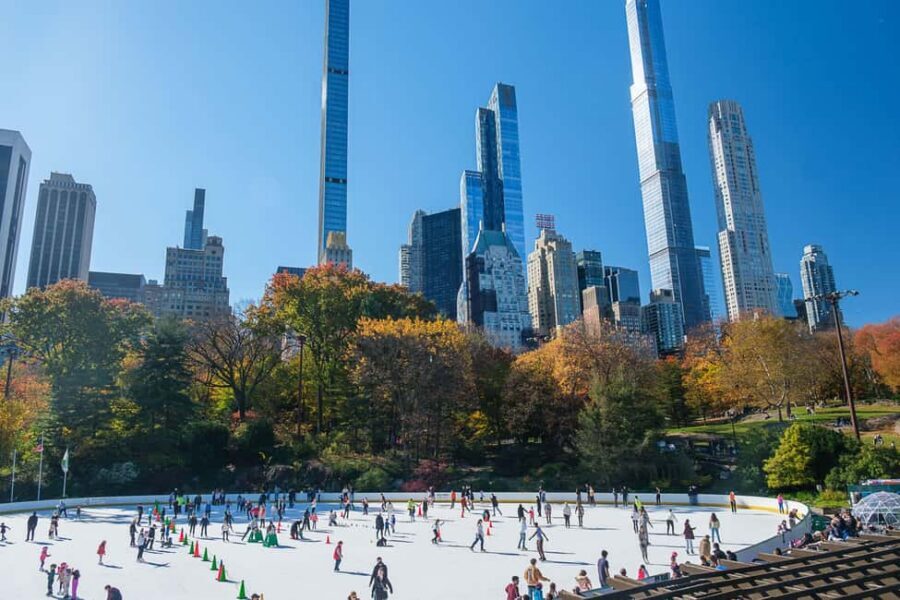 Central Park Guided Bike Tour - Cherry Hill, the Falconer, and the monument stops