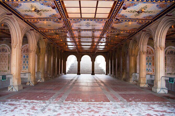 Central Park Guided Walking Tour - Natural Marvels - Ending at the Dakota: A Classic New York Finale