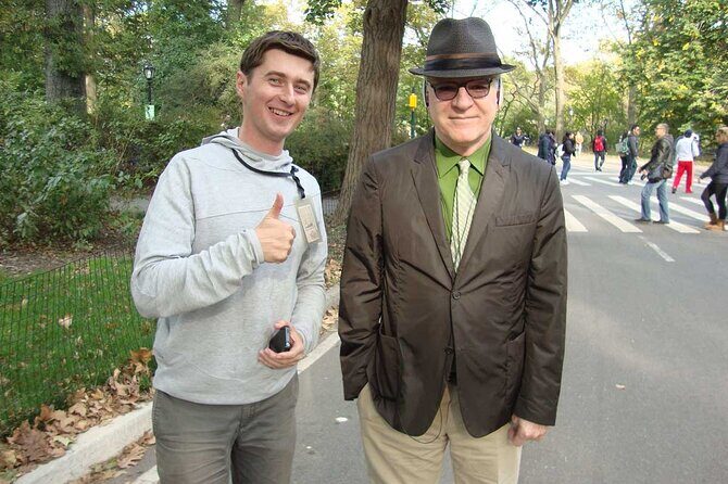Central Park Movie Locations and Celebrity Homes Pedicab Tour - Film-spotting extras outside the park core