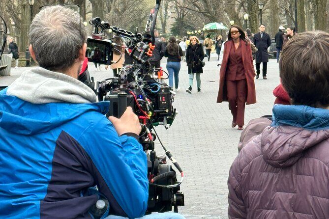 Central Park Movie Locations and Celebrity Homes Pedicab Tour - If you want the full 2-hour sweep: gardens, reservoirs, and Wright