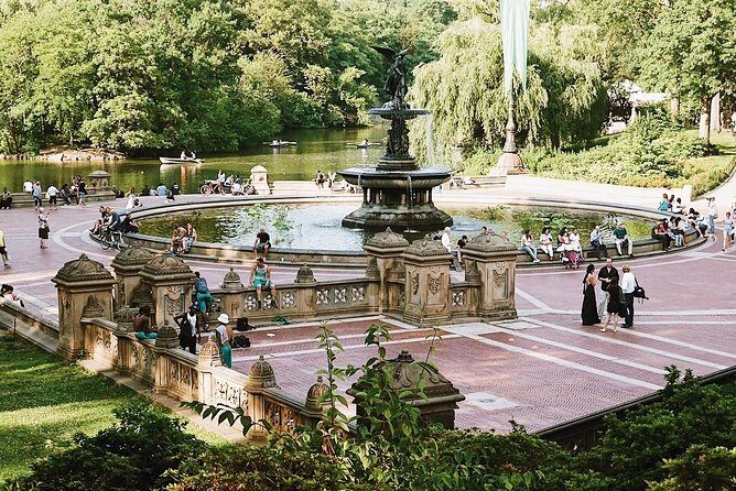 Central Park New York - Exclusive Guided Walking Tour - Getting Your Bearings in Central Park South