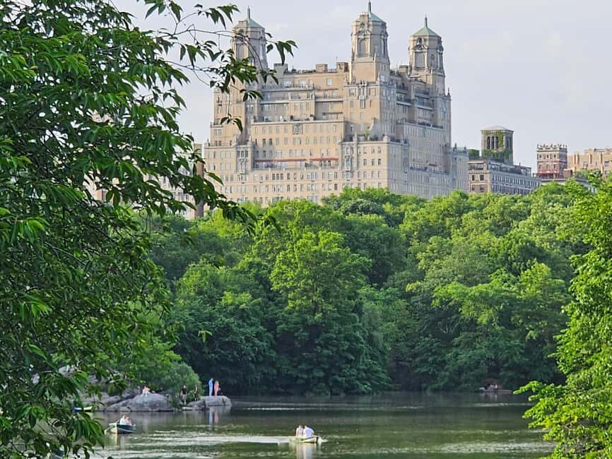 Central Park, NY: Nature, Architecture and Movie Scenes Tour - Home Alone 2 and the Nova Scotia sandstone pigeon lady arch