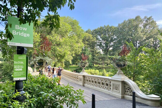 Central Park Pedicab Rickshaw Tours - The Dakota entrance: your best shot is while the guide calls it out