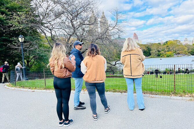 Central Park Pedicab Tour ( starting - Natural History Museum ) - The Mall, Cherry Hill, and Bow Bridge: straight lines and classic crossings