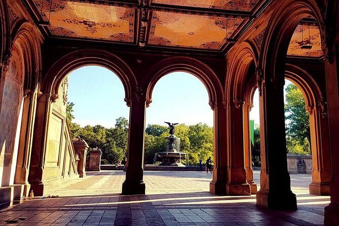 Central Park Private Horse and Carriage Tour - Inside the narration: how the guide stories make the park click