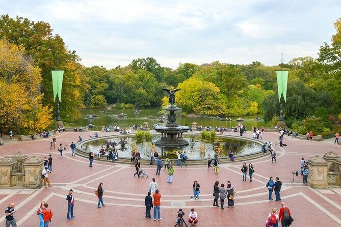 Central Park Tour Bike and Pedicab - Central Park Zoo and Nearby Famous Energy