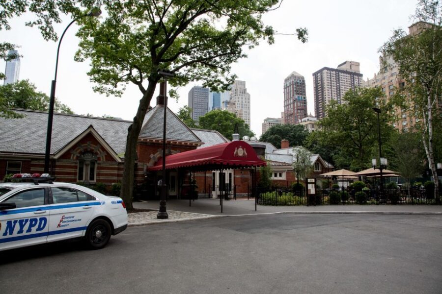 Central Park TV & Movie Sites Walking Tour - NYC - Meeting at NRW Station and staying on schedule
