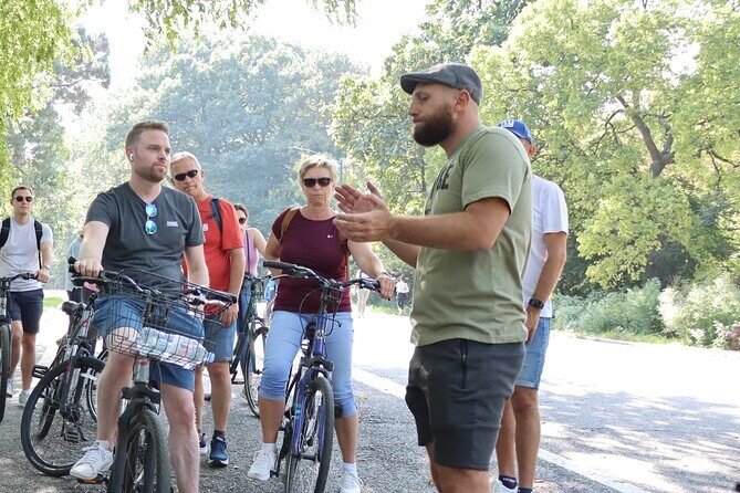 Guided Bike Tour of Central Park New York City - Stop 1: Columbus Circle—photos and orientation