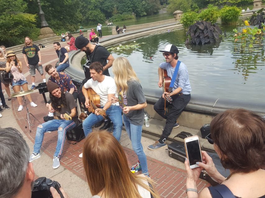 New York City: Central Park Walking Tour - Who you’re walking with: Lyall Croft’s storyteller approach