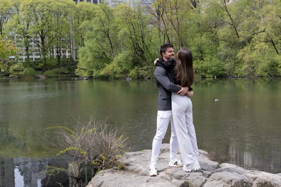 New York: Photoshoot in NYC Central Park 5th Ave - The Price: $176 Per Group Up to 10 (Value Math That Makes Sense)