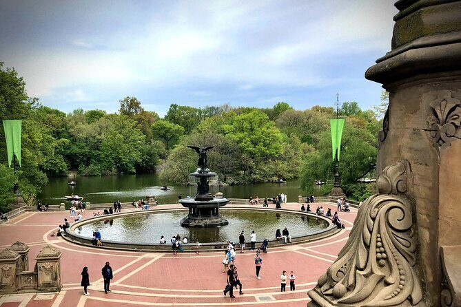 New York’s Iconic Central Park: A Self-Guided Audio Tour - Gapstow Bridge, TV and film fame, and the Central Park Zoo story