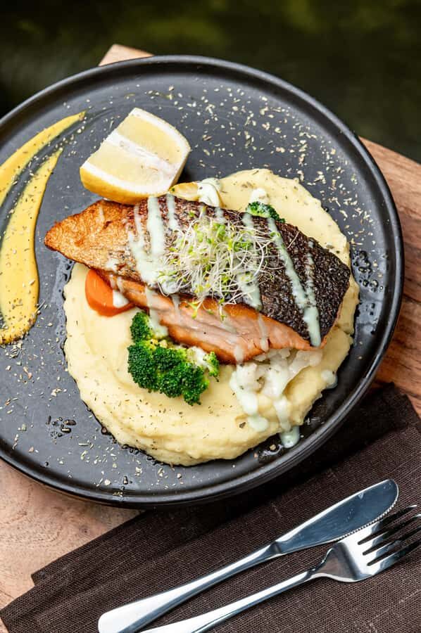 NYC: Central Park Cafe Scenic Lunch & Dinner Experience - Price and value: $49 makes sense if you use it as designed