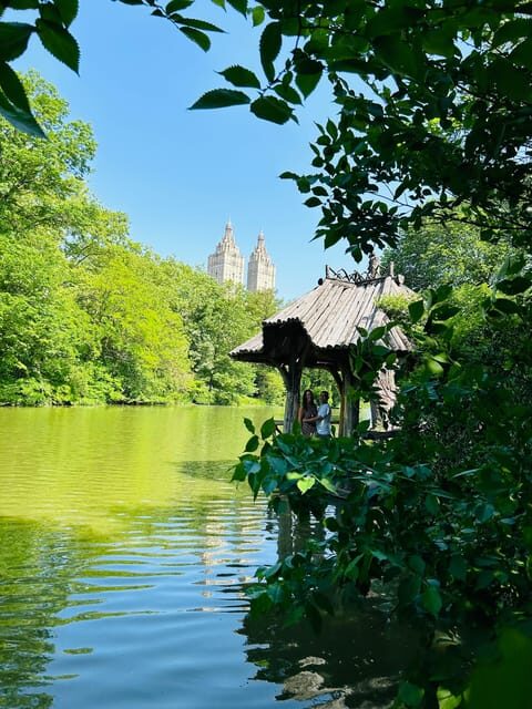 NYC: Central Park Guided Pedicab Tour - Classic Central Park Features: Zoo, Carousel, Chess House, and Rink Passes