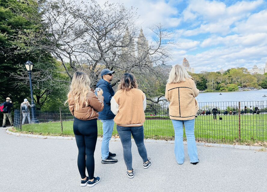 NYC: Central Park Rickshaw Tour / Private and Guided - Movie Locations You’ll Spot in the Park (Home Alone 2, Elf, Stuart Little, Spiderman)