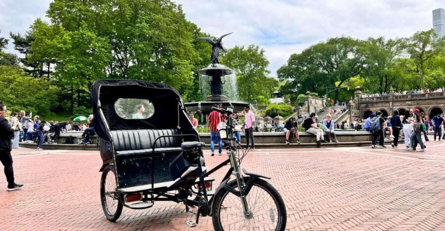 Official Pedicab Movies & TV Shows Tours in Central Park - Downtown skyline extras: Met Museum, Guggenheim, Times Square, and beyond